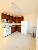 4455 W Dickens Ave, Unit 2W in Chicago, IL - Building Photo