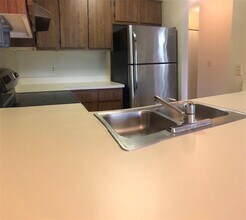 2735 SW 35th Pl in Gainesville, FL - Building Photo - Building Photo