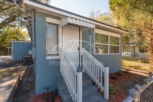 1044 W 28th St in Jacksonville, FL - Building Photo