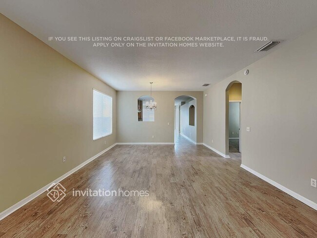 10340 Avelar Ridge Dr in Riverview, FL - Building Photo - Building Photo