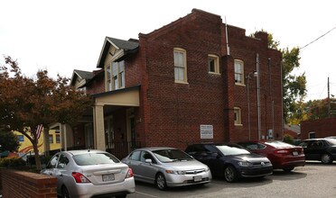 2707-2709 W Cary St in Richmond, VA - Building Photo - Building Photo