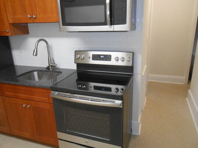 43 Church St in Lambertville, NJ - Building Photo - Building Photo