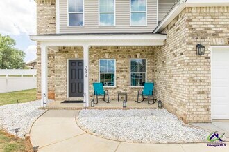 244 Oakley Ct in Bonaire, GA - Building Photo - Building Photo