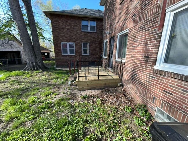 16546 Wisconsin St in Detroit, MI - Building Photo - Building Photo