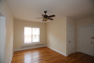 727 W Cornelia Ave in Chicago, IL - Building Photo - Building Photo