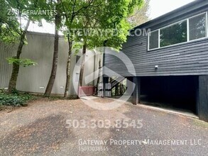 290 Cervantes in Lake Oswego, OR - Building Photo - Building Photo