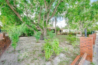 7140 Fillmore St in Hollywood, FL - Building Photo - Building Photo
