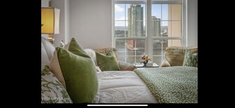 400 E Bay St, Unit PH 4 in Jacksonville, FL - Building Photo