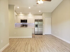 960 Loquat Tree Rd in Orlando, FL - Building Photo - Building Photo