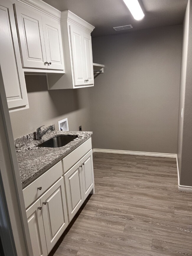 property at 1131 16th St