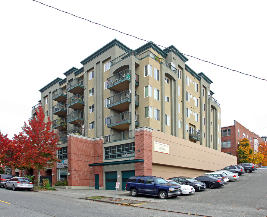 Modern Apartments- A perfect blend of loca... in Seattle, WA - Building Photo