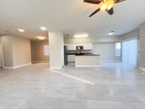 7928 Dexter Falls St in Las Vegas, NV - Building Photo - Building Photo