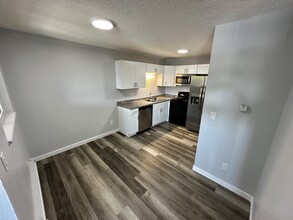 903 Boggs Pl in Colorado Springs, CO - Building Photo - Interior Photo