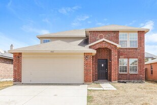 9205 Cheswick Dr in Fort Worth, TX - Building Photo