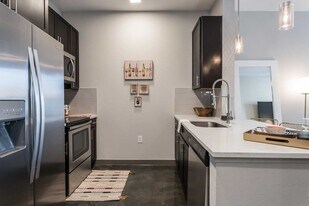 1180 Patterson St in Houston, TX - Building Photo