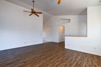9730 E Rancho Vista Dr in Prescott Valley, AZ - Building Photo - Building Photo