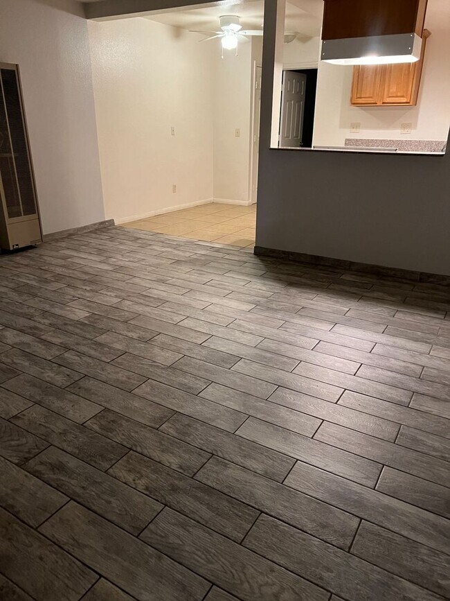 1009 E Deodar St, Unit C in Ontario, CA - Building Photo - Building Photo