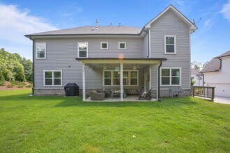 5140 Carol Wy in Cumming, GA - Foto de edificio - Building Photo