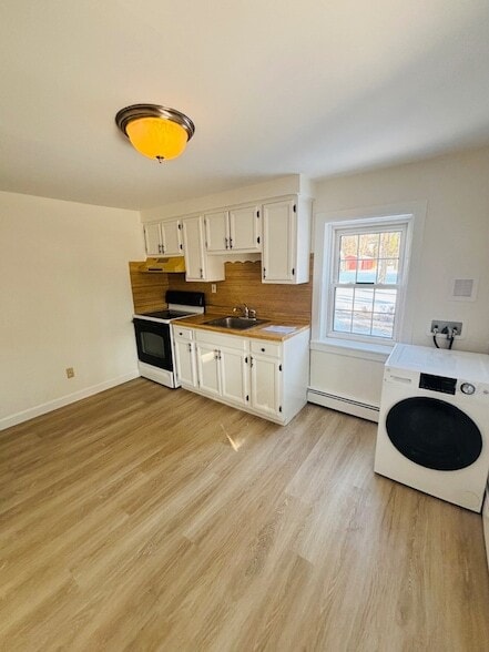 154 Hegemans Ln in Glen Head, NY - Building Photo - Building Photo