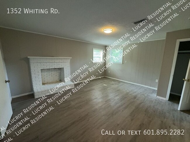 1352 Whiting Rd in Jackson, MS - Building Photo - Building Photo