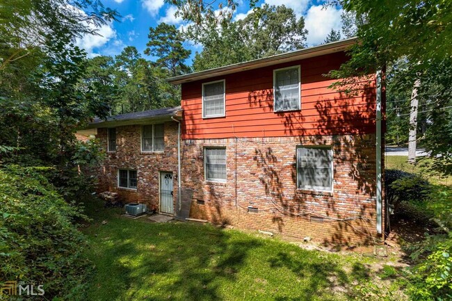 2132 Belvedere Ave SW in Atlanta, GA - Building Photo - Building Photo