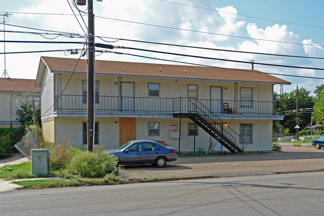 511-512 Gilmer St in Killeen, TX - Building Photo - Building Photo