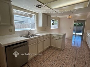 9324 Burnet Ave in Los Angeles, CA - Building Photo - Building Photo