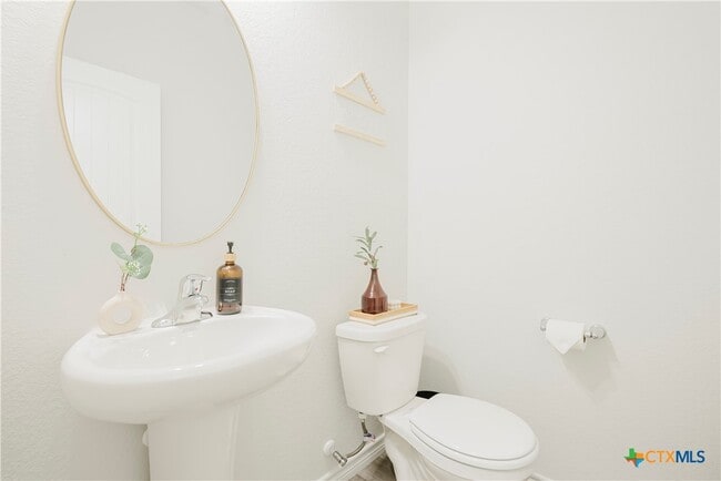 property at 5933 Galveston Rd