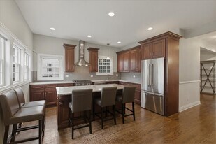 1828 W Berenice Ave in Chicago, IL - Building Photo