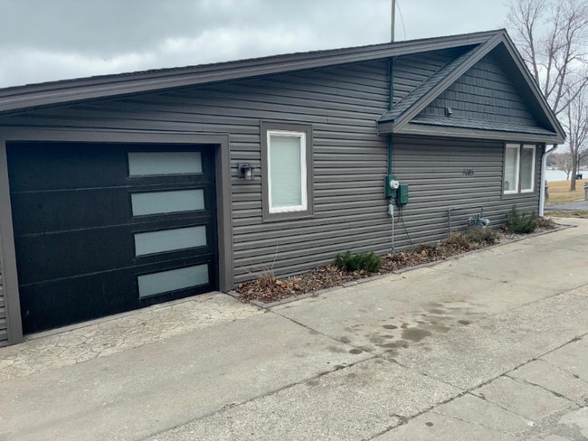 property at 7405 Lake Shore Dr