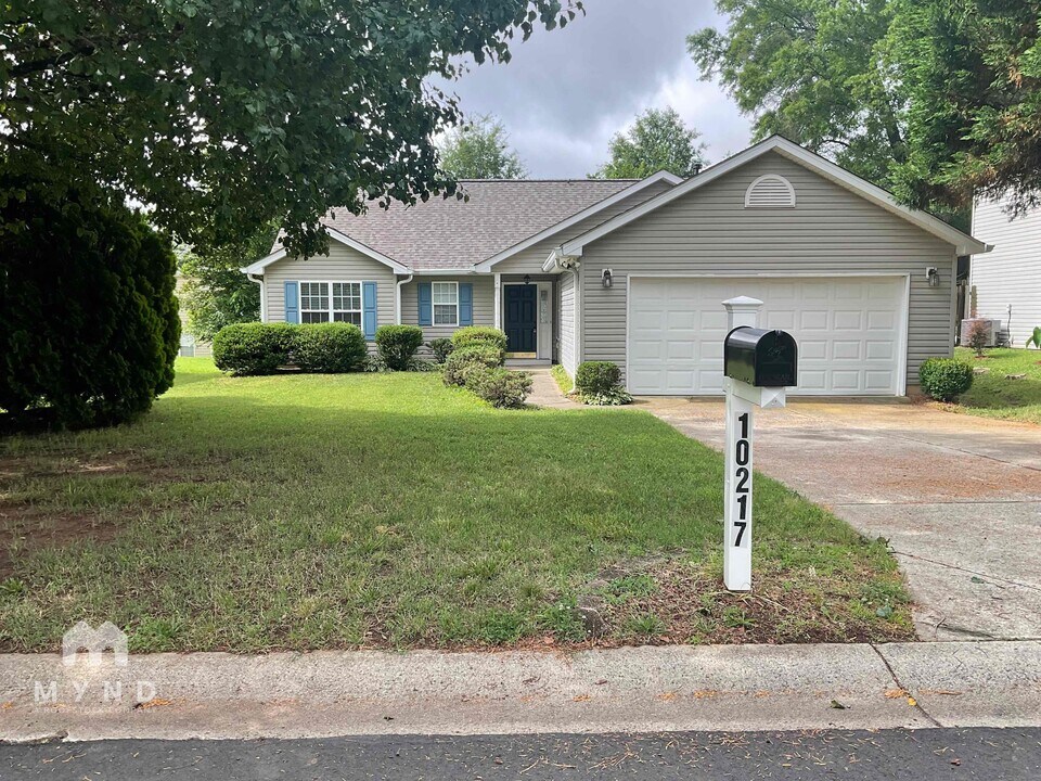10217 Illoria Dr in Charlotte, NC - Building Photo