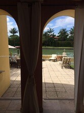 4812 Pine Tree Dr in Miami Beach, FL - Building Photo - Building Photo