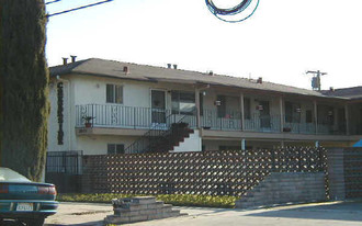 322 Laguna Dr Apartments