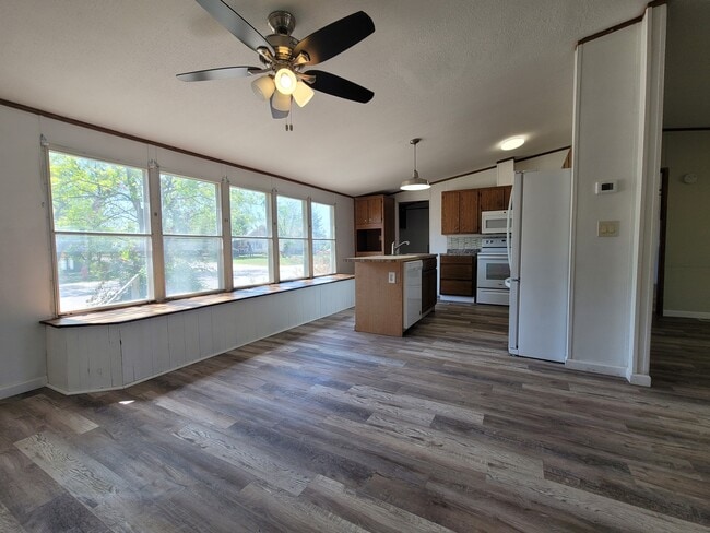 2509 Avenue B in Brownwood, TX - Building Photo - Building Photo