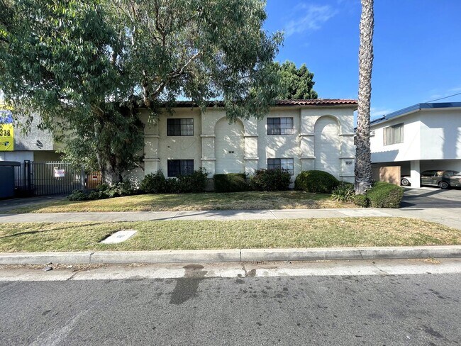 property at 15131 Victory Blvd