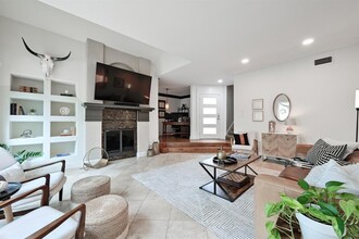 6305 5 Acre Wood St in Austin, TX - Building Photo - Building Photo