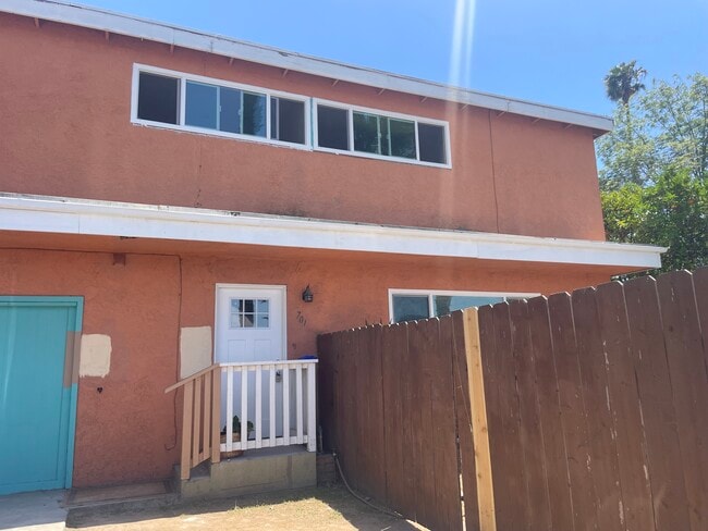 701 E Pennsylvania Ave, Unit Main House