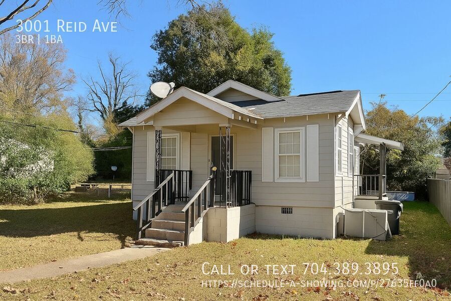 3001 Reid Ave in Charlotte, NC - Building Photo