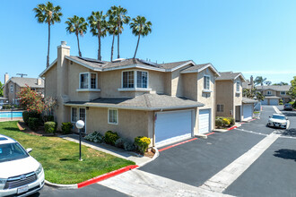 Dover Place in El Cajon, CA - Building Photo - Building Photo