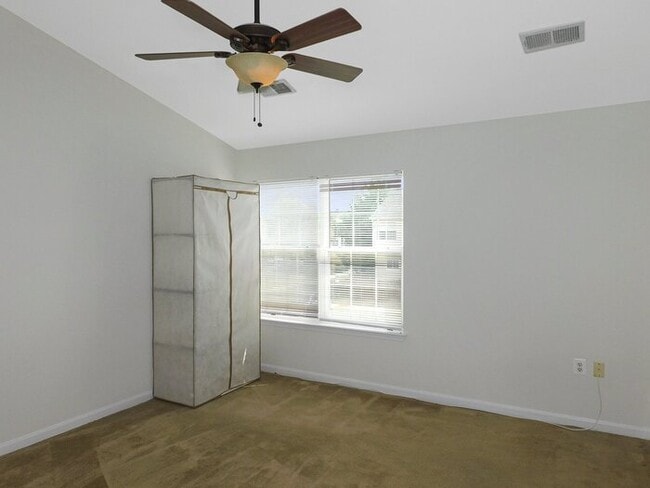 15504 Kennett Square Way in Brandywine, MD - Building Photo - Building Photo