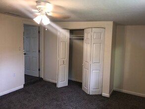 5643 Sir Gareth Dr in San Antonio, TX - Building Photo - Building Photo