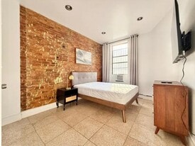 2254 2nd Ave in New York, NY - Building Photo