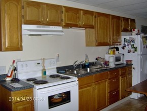 103 Farmington Ohiopyle Rd in Farmington, PA - Building Photo - Interior Photo