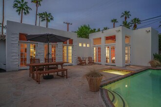 439 E Sonora Rd in Palm Springs, CA - Building Photo - Building Photo