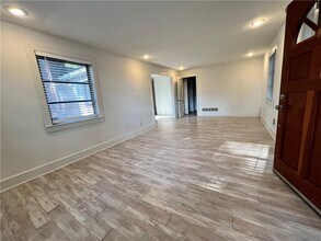 1491 Austin Dr in Decatur, GA - Building Photo - Building Photo