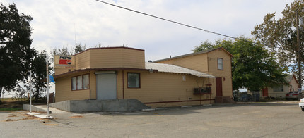 11273 Garden Hwy in Yuba City, CA - Building Photo - Building Photo