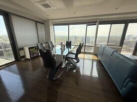 138-10 Franklin Ave in Queens, NY - Building Photo