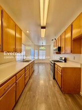 27305 Uppercrest Ct in Menifee, CA - Building Photo - Building Photo