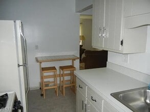 6228 Archwood Rd in Independence, OH - Building Photo - Building Photo