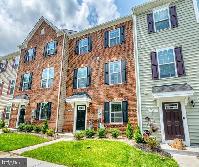 Unavailable Property at 12 Gates Mill Ct in Baltimore, MD Listing Removed